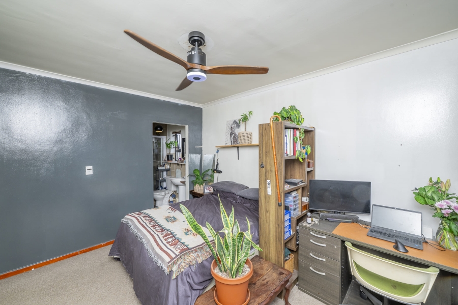 2 Bedroom Property for Sale in Protea Heights Western Cape